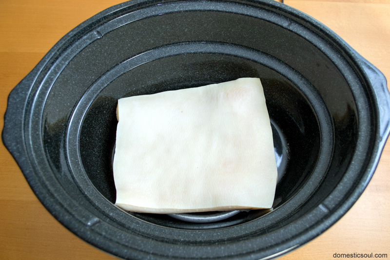 How to render lard in a crockpot from domesticsoul.com