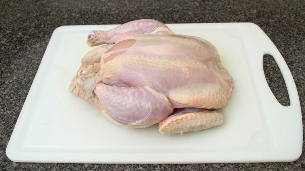 How To Tuck Chicken Legs Before Roasting from domesticsoul.com
